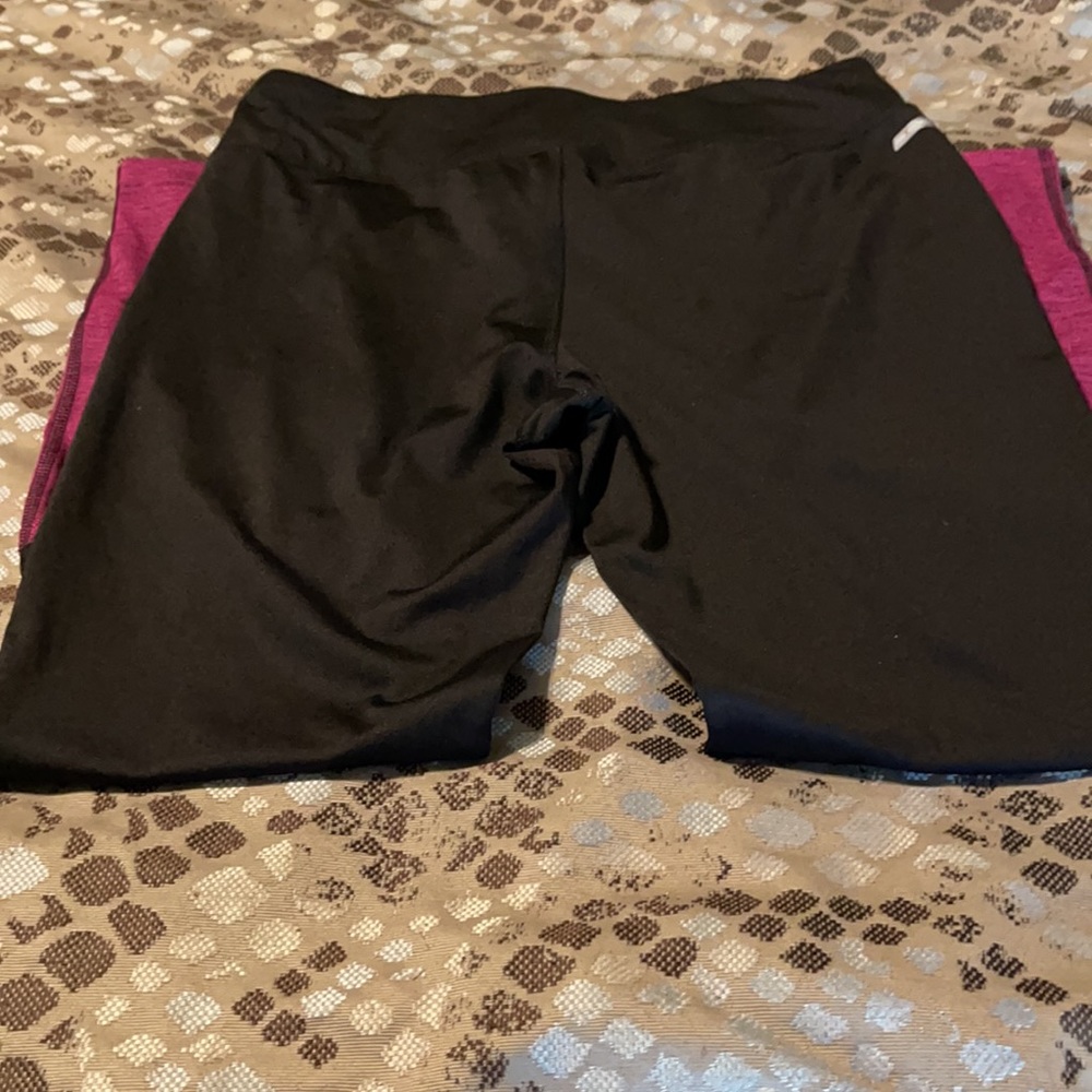 Danskin Workout Set - Picture 4 of 7